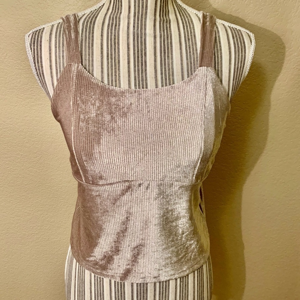NWT Crop Top Large Good Luck Girl Beige Velour Ribbed Tank Stretch Tank Top NEW